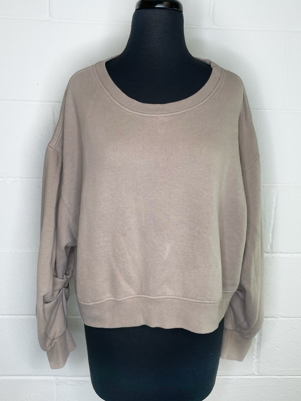Risen Women’s Knit Lounge Sweatshirt In Mocha